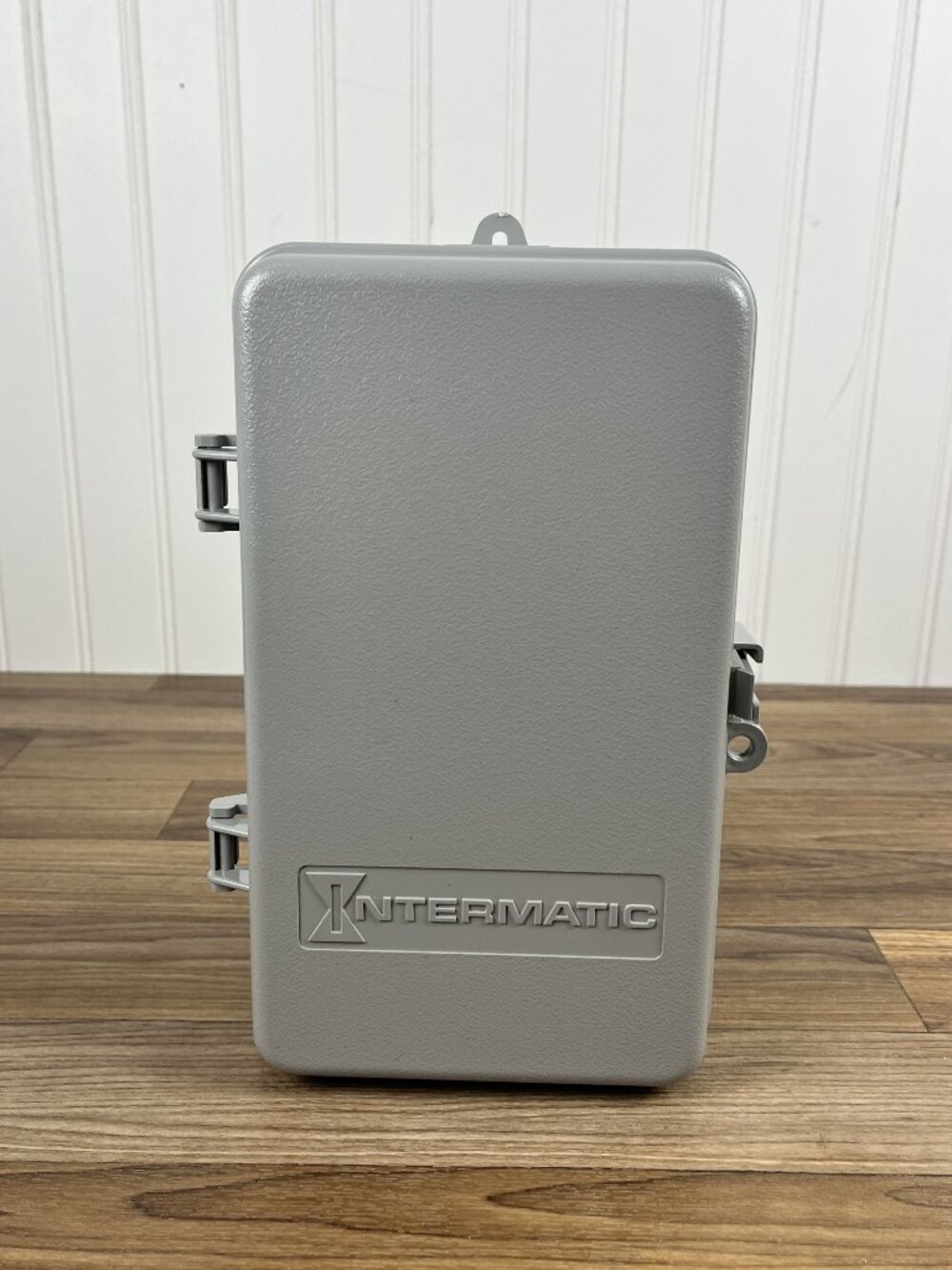 Intermatic T104P 24 Hour Mechanical Time Switch-Untested